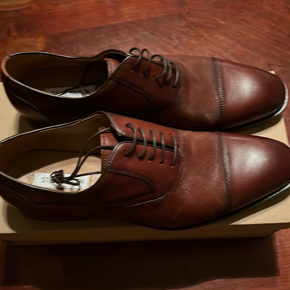 Mens size 10 Steve Madden dress shoes